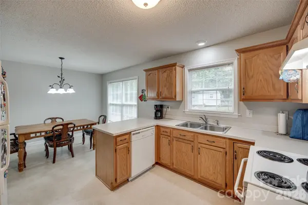 231 Roberts AVE, York, SC 29745
