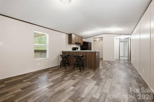 790 Lookout Tower RD, Blacksburg, SC 29702
