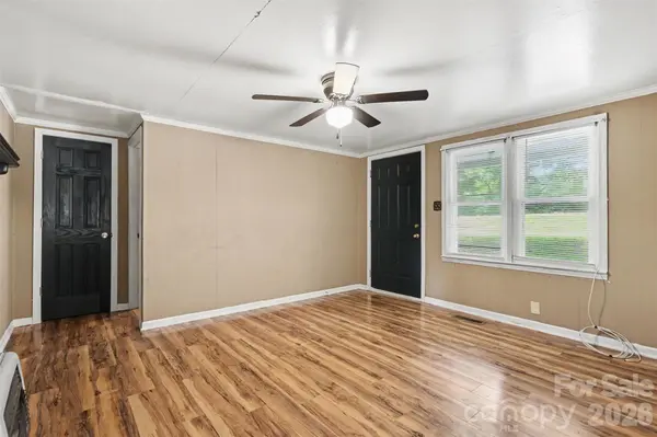 14059 W Highway 55 HWY, Blacksburg, SC 29702