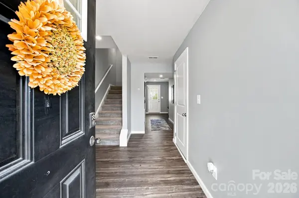 7017 Brightwork LN, Charlotte, NC 28269