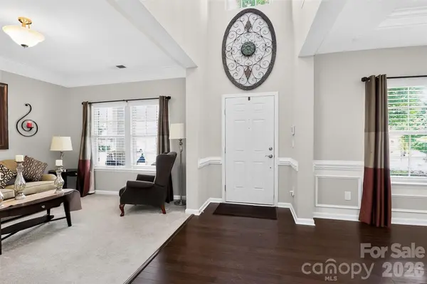 5409 Poplar Knoll DR, Matthews, NC 28105