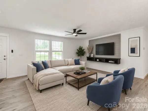 7822 Stillwater DR, Sherrills Ford, NC 28673