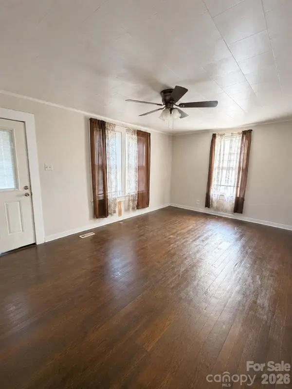 77 Archer ST, Granite Falls, NC 28630