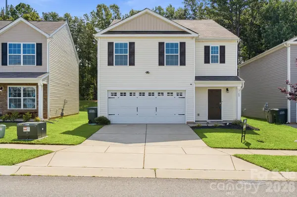 3168 Green Apple DR, Dallas, NC 28034