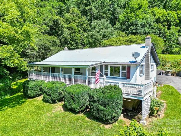 901 Rufus Robinson RD, Sylva, NC 28779