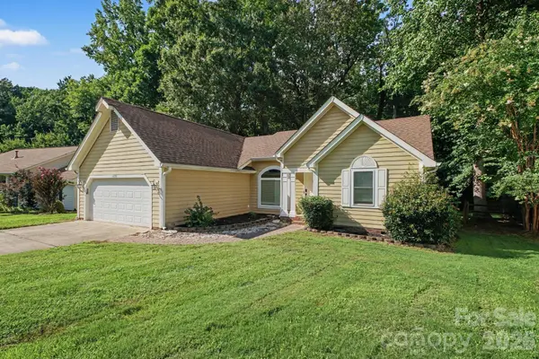 16130 Amber Field DR, Huntersville, NC 28078