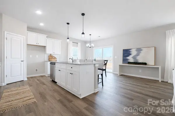 210 Roxanna CT, Shelby, NC 28152