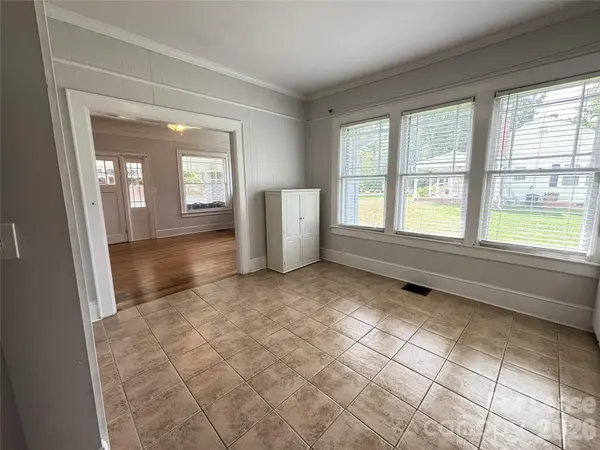 629 N Cedar ST, Lincolnton, NC 28092