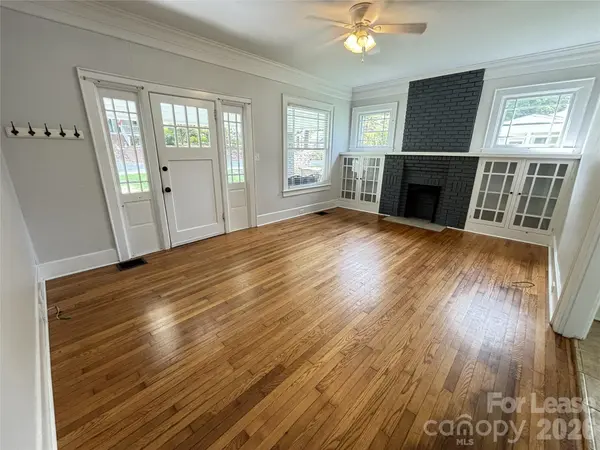 629 N Cedar ST, Lincolnton, NC 28092