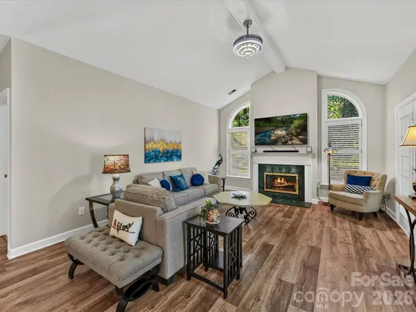8316 Olde Troon DR, Charlotte, NC 28277