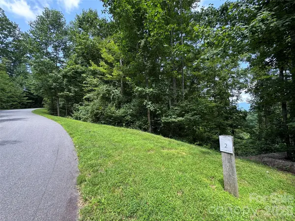 97 High Hickory TRL #2, Swannanoa, NC 28778