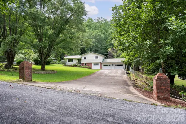 1244 Macktown RD, Sylva, NC 28779