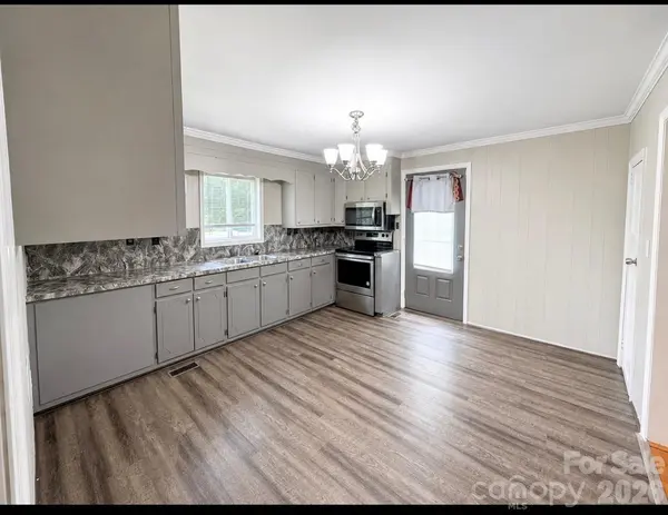 6955 Sandhill RD, Kershaw, SC 29067