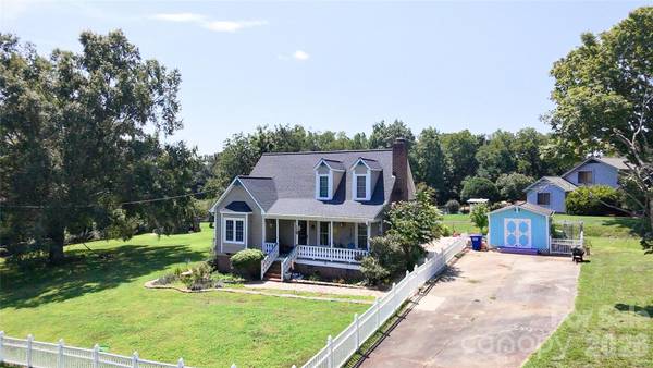1070 W River RUN, Asheboro, NC 27205