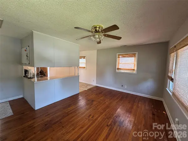 805 Furman ST, Dallas, NC 28034