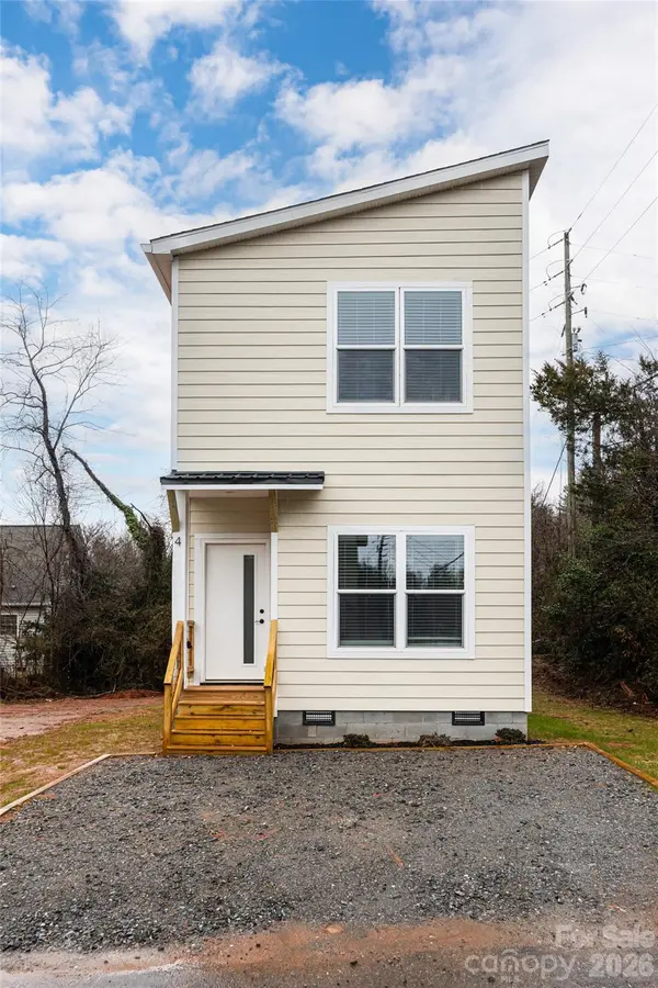 4 & 10 Wyndom LN, Asheville, NC 28805