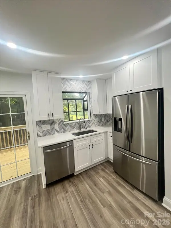 8923 St Croix LN, Charlotte, NC 28277