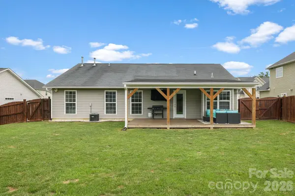 38 E Swift Creek RD, Fletcher, NC 28732