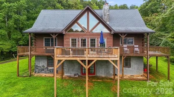 515 Raccoon Branch RD, Green Mountain, NC 28740