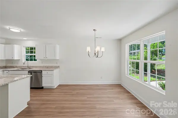 1629 Pineburr LN, Rock Hill, SC 29730