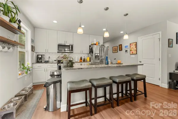 107 Forest ST, Asheville, NC 28803
