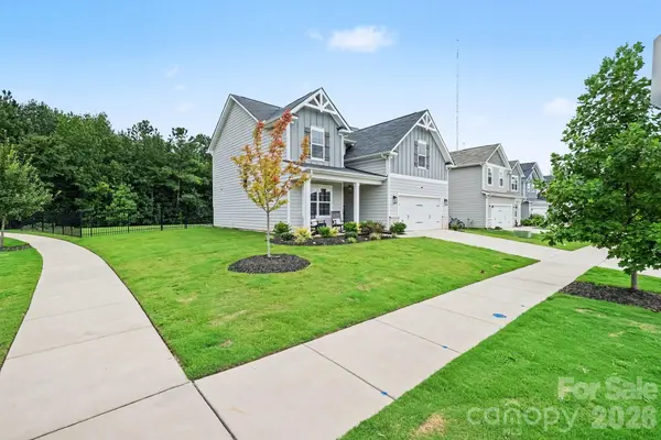 5005 Painswick PL, Charlotte, NC 28215