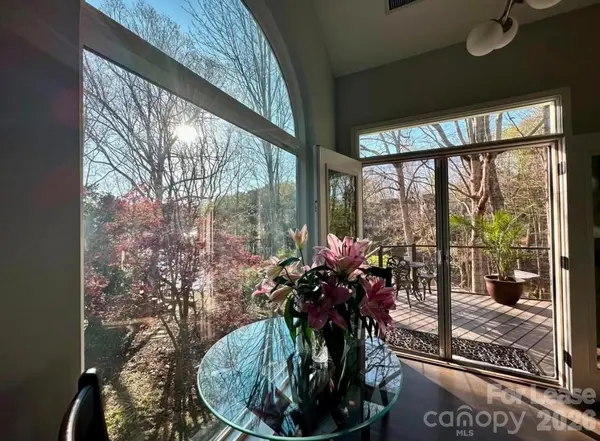 519 Delburg ST, Davidson, NC 28036