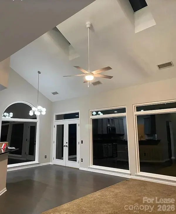 519 Delburg ST, Davidson, NC 28036