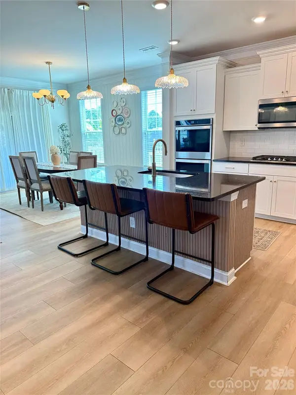 172 Longleaf DR, Mooresville, NC 28117