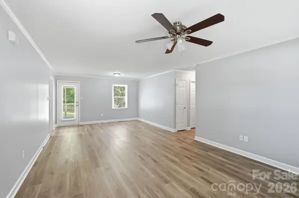 135 Byers RD, Troutman, NC 28166