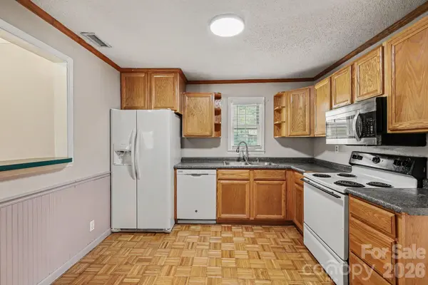 114 Whitman CIR, Mooresville, NC 28115