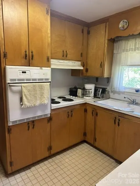 1424 N Post RD, Shelby, NC 28150