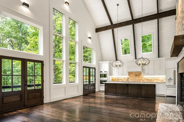 50 Turkey Trot LN, Burnsville, NC 28714