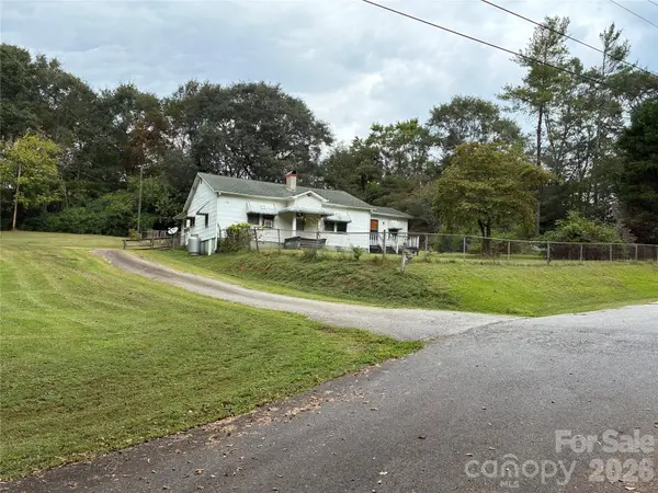 206 Railroad ST, Mooresboro, NC 28114