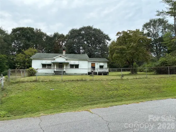 206 Railroad ST, Mooresboro, NC 28114