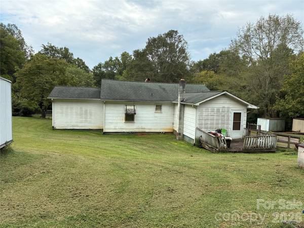 206 Railroad ST, Mooresboro, NC 28114