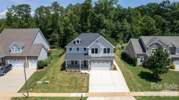 1207 39th AVE NE, Hickory, NC 28601