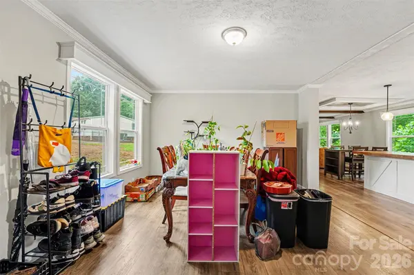 2998 Wilderness TRCE, Claremont, NC 28610
