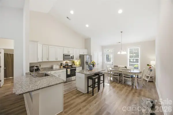3177 Yosemite DR, Gastonia, NC 28056