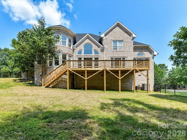 447 Three Greens DR, Huntersville, NC 28078