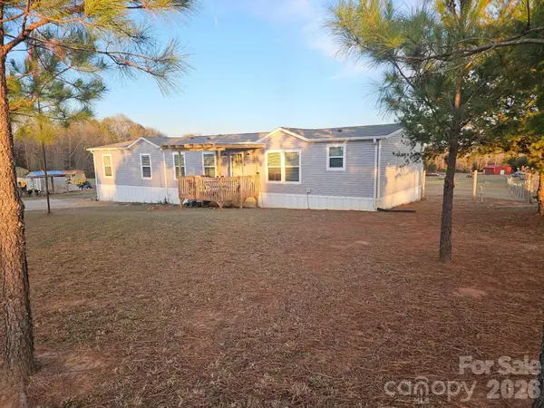 859 Henry Jenkins RD, Mooresboro, NC 28114