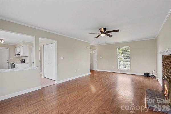 8512 Indian Summer TRL, Harrisburg, NC 28075