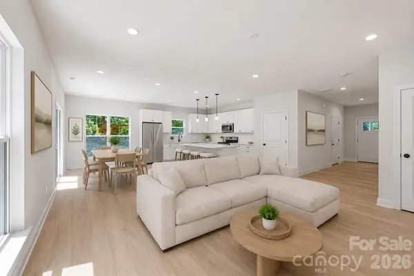 5016 Hoover DR, Charlotte, NC 28269