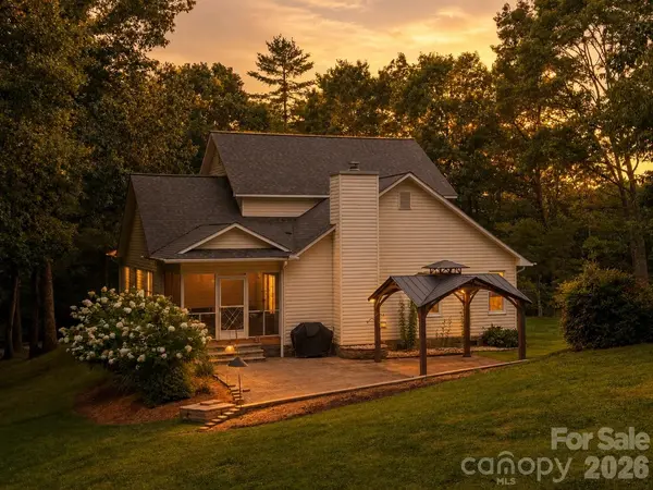 48 Main TRCE, Franklin, NC 28734