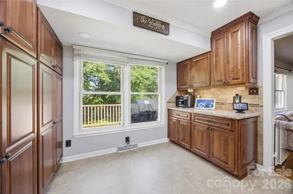 1002 Brookhaven DR, Shelby, NC 28152