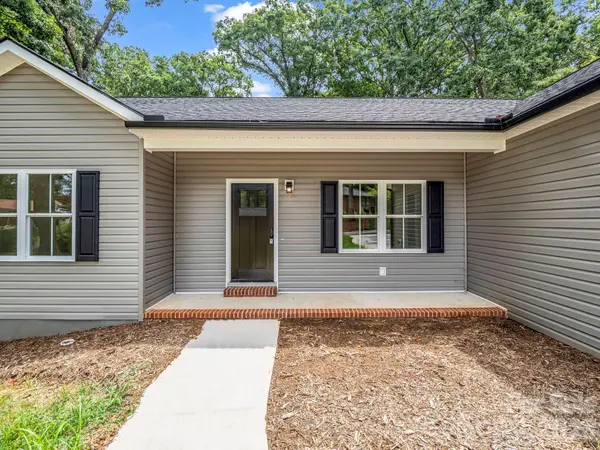 190 Forest Hill DR, Forest City, NC 28043