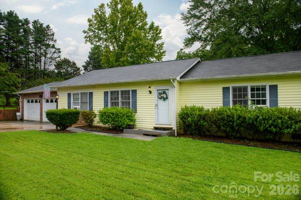 409 Cottrell Hill RD, Lenoir, NC 28645