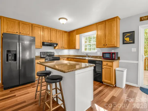 108 Nuthatch TRCE, Brevard, NC 28712