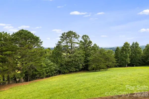 194 Cabin Hollow DR, Marshall, NC 28753