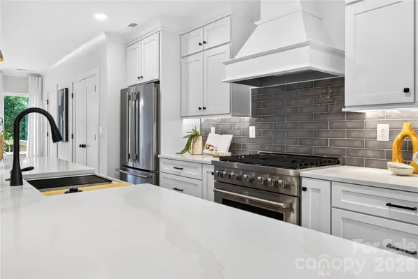1514 Sumter AVE, Charlotte, NC 28208
